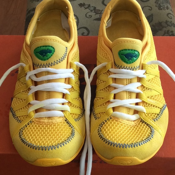 yellow rocket dog shoes